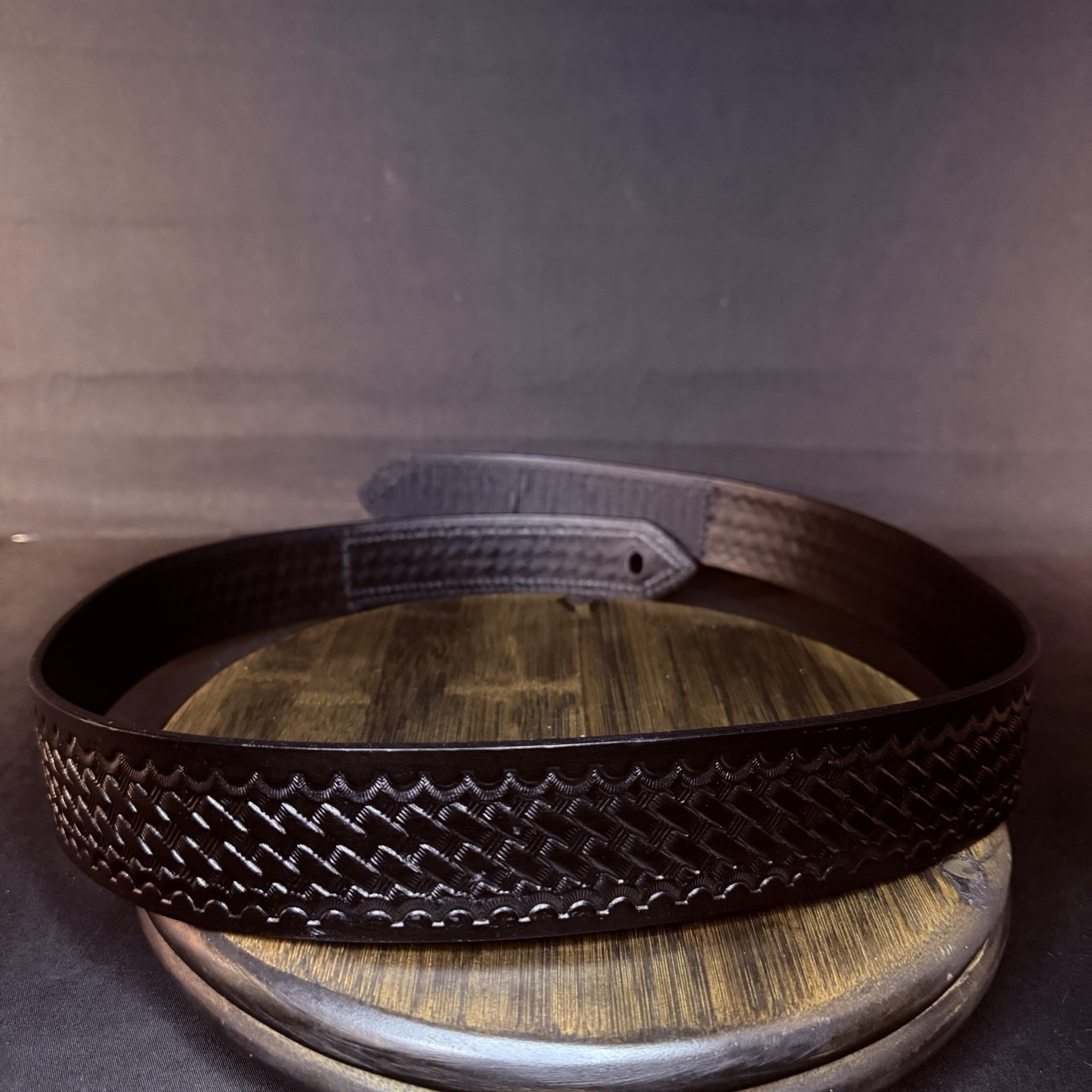 Boston Leather Hook & Loop Duty Belt Size 38″ Basketweave Leather 1.75″ 6635