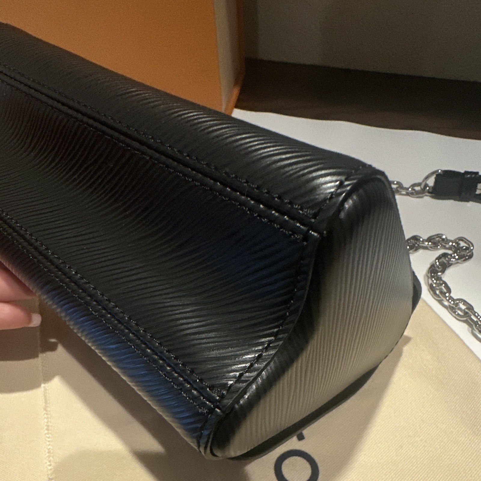 Louis Vuitton Black LV Logo Crossbody Bag Chain Strap Dust Bag Box