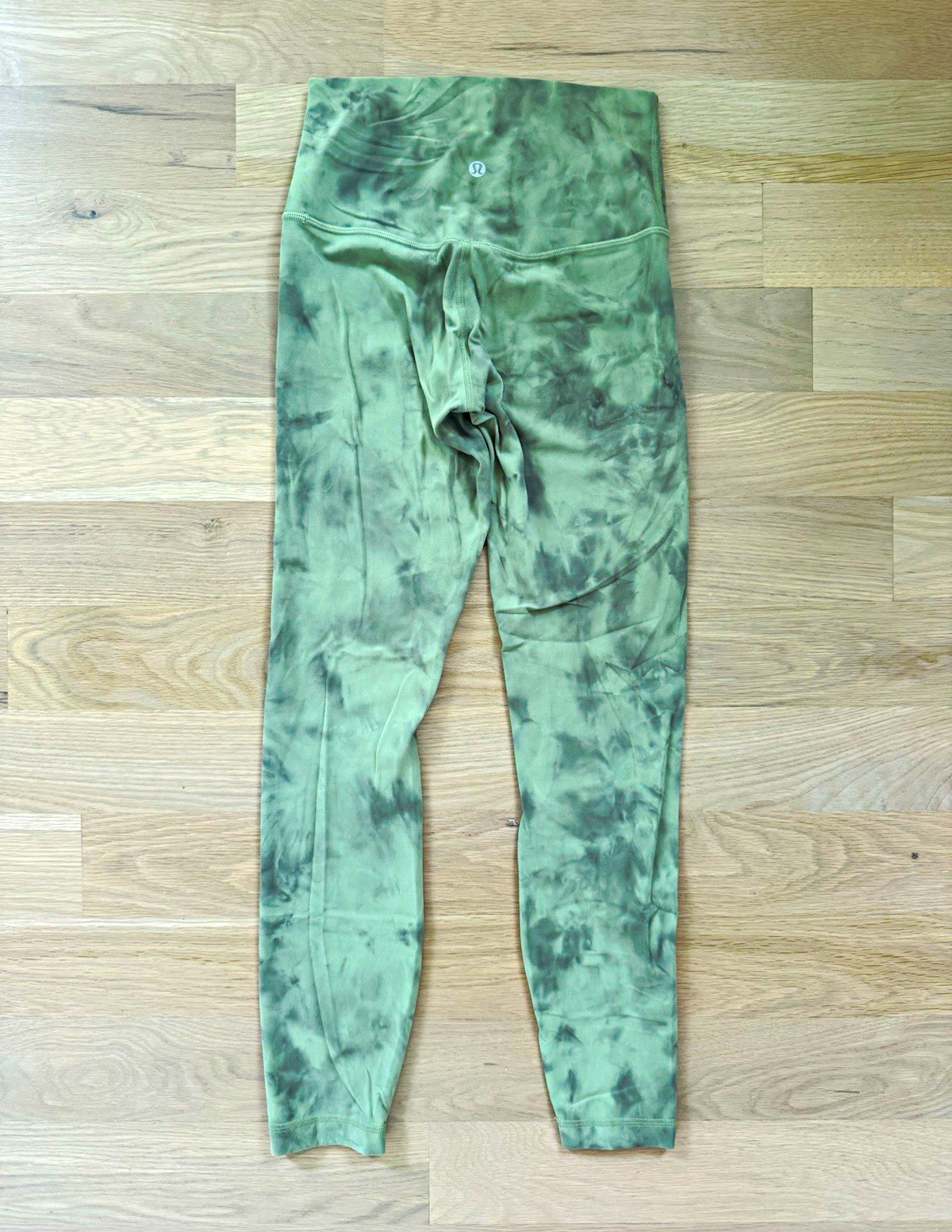 Excellent Condition. Lululemon Women’s Align Leggings Green Tie Dye High Rise 4