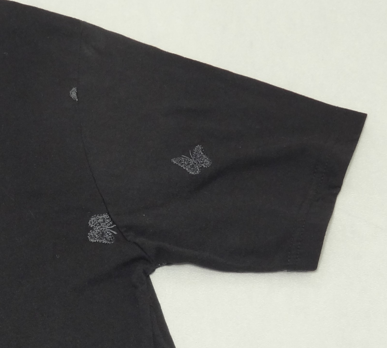 Eighty Eight Black Gray AOP Embroidered Butterfly Short Sleeve Shirt Unisex S