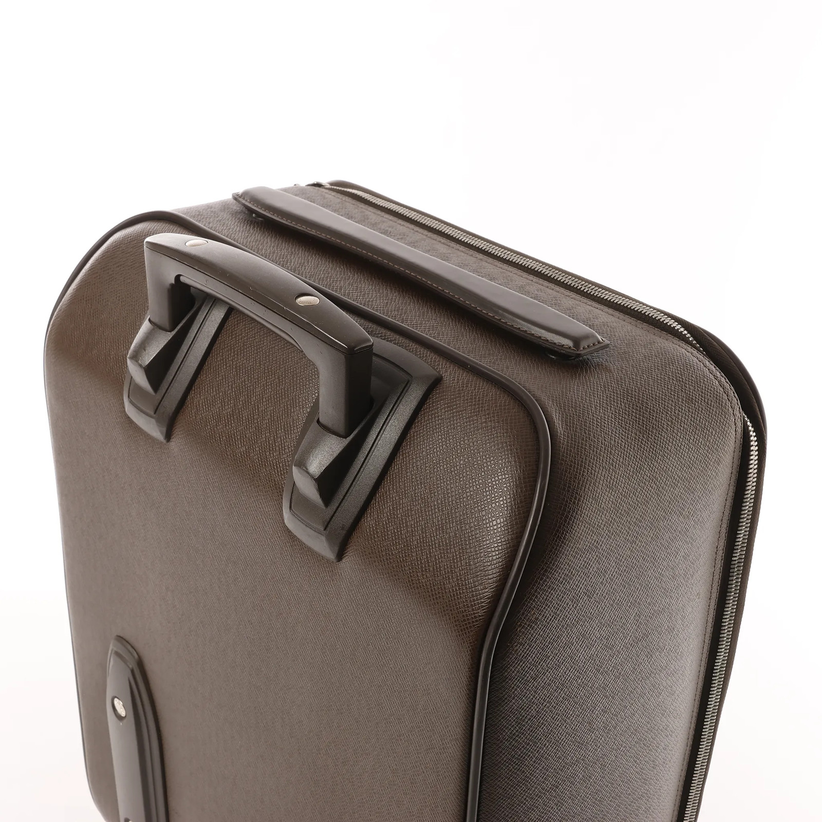 Louis Vuitton Pegase 45 Taiga Leather Travel Bag in Brown M23314
