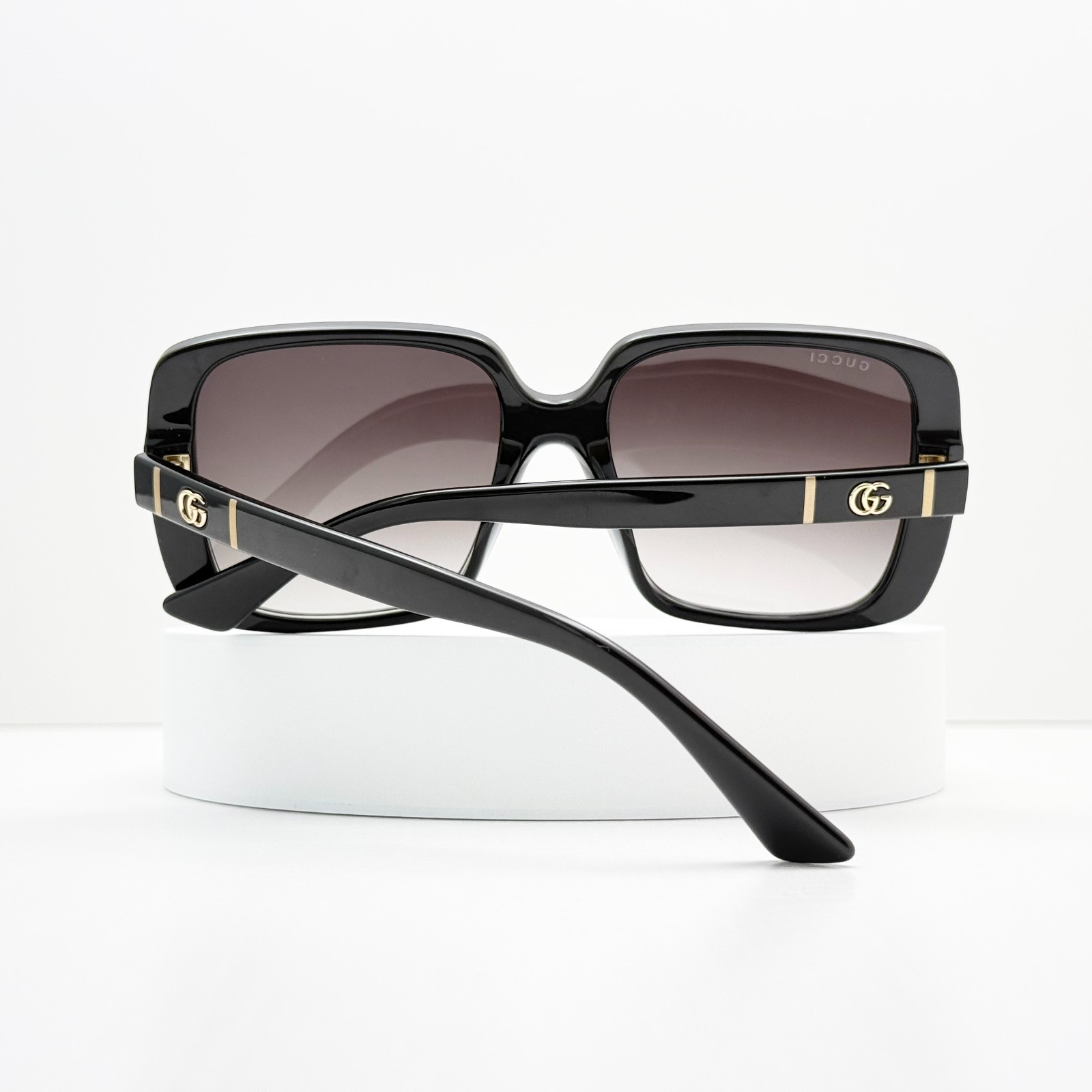 GUCCI GG0632SA 001 Black Gold Oversized Sunglasses Gray Gradient Lens 56-18-145