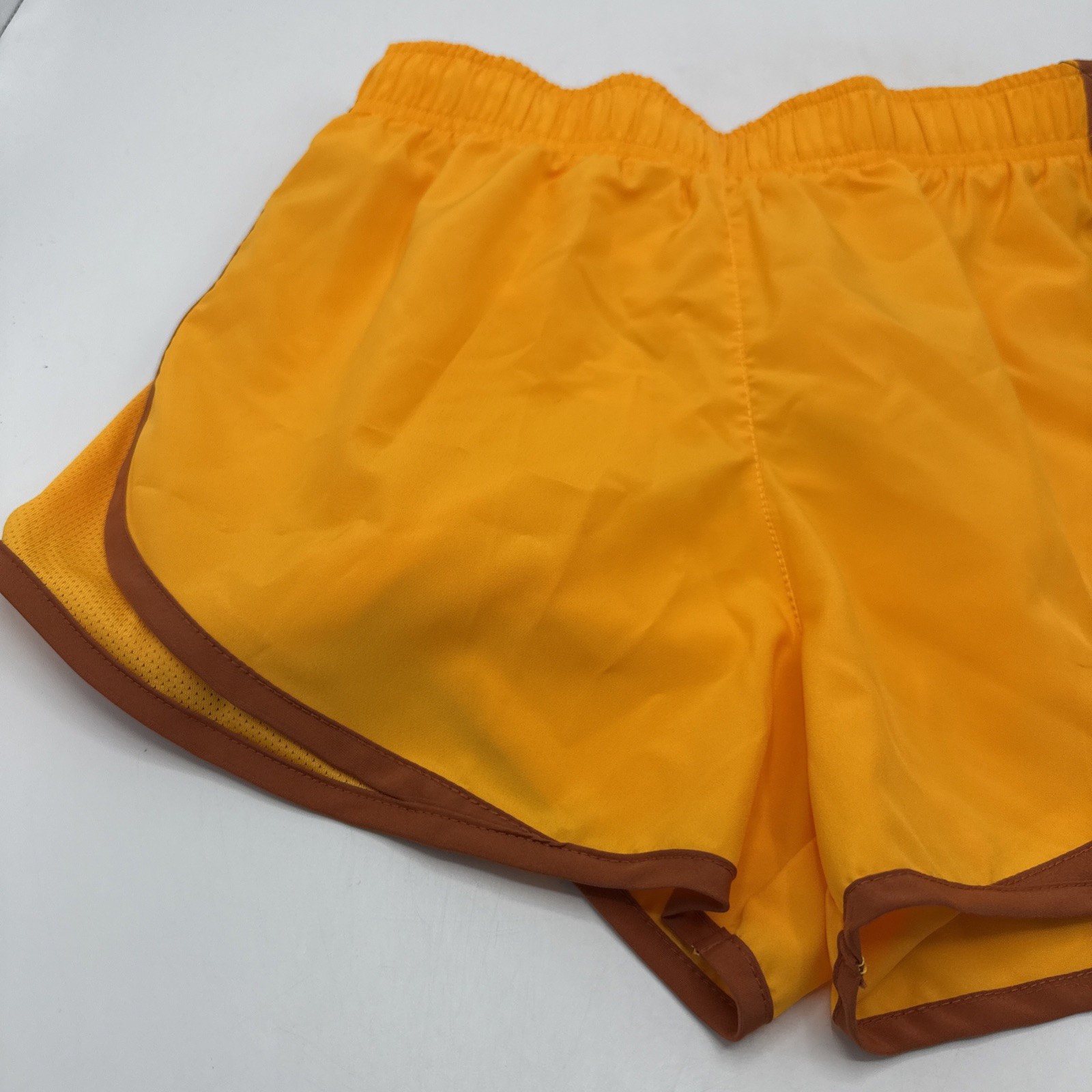 Nike Women’s Small 3″ Dri-FIT Icon Tempo Lined Running Shorts CU8890-333 Orange