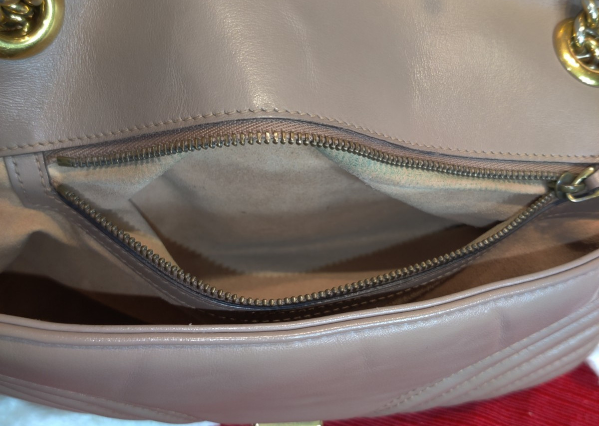 Gucci GG Marmont Shoulder Bag Medium Dusty Pink Leather