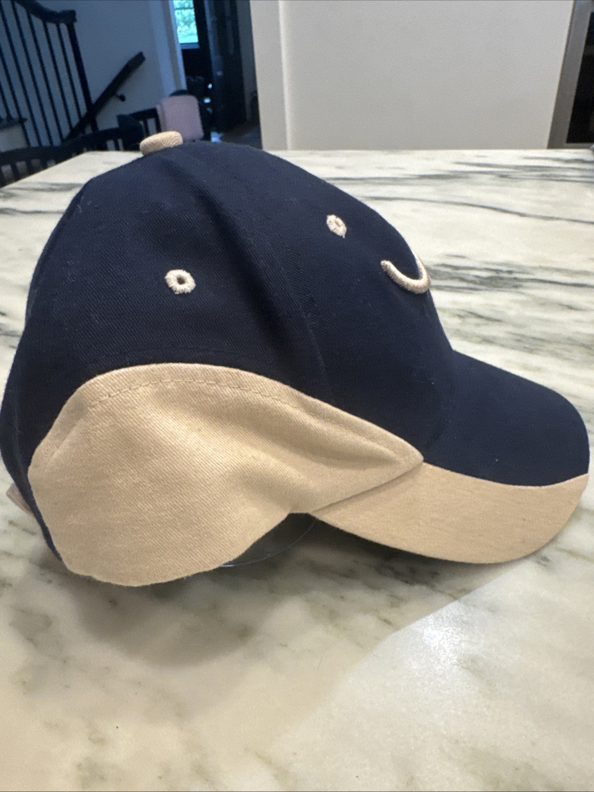Kangaroo Australia Hat Cap Strap Back Blue Tan One Size Cotton Casual Adjustable