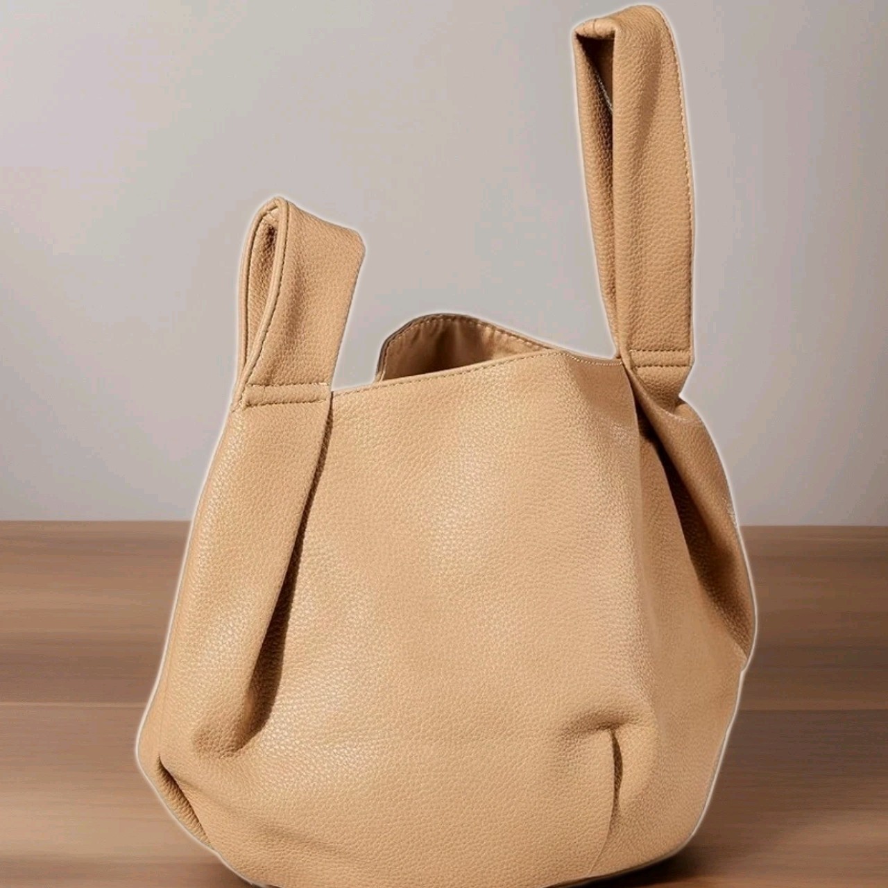 The Drop Women’s Avalon Small Tote Bag 100% Polyurethane Small Wrist Purse TAUPE
