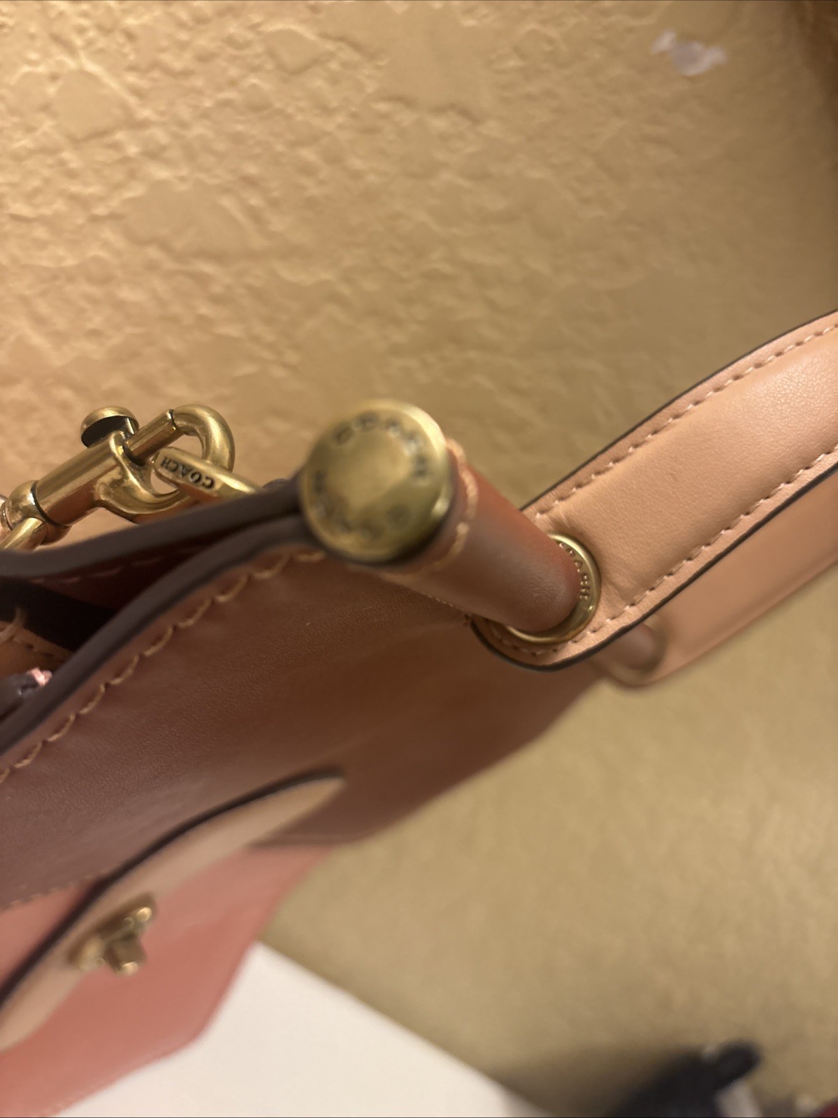 COACH WILLIS 2 Tone Brown LEATHER 2-WAY W HANDLE CROSSBODY BAG 10” Stain (o66
