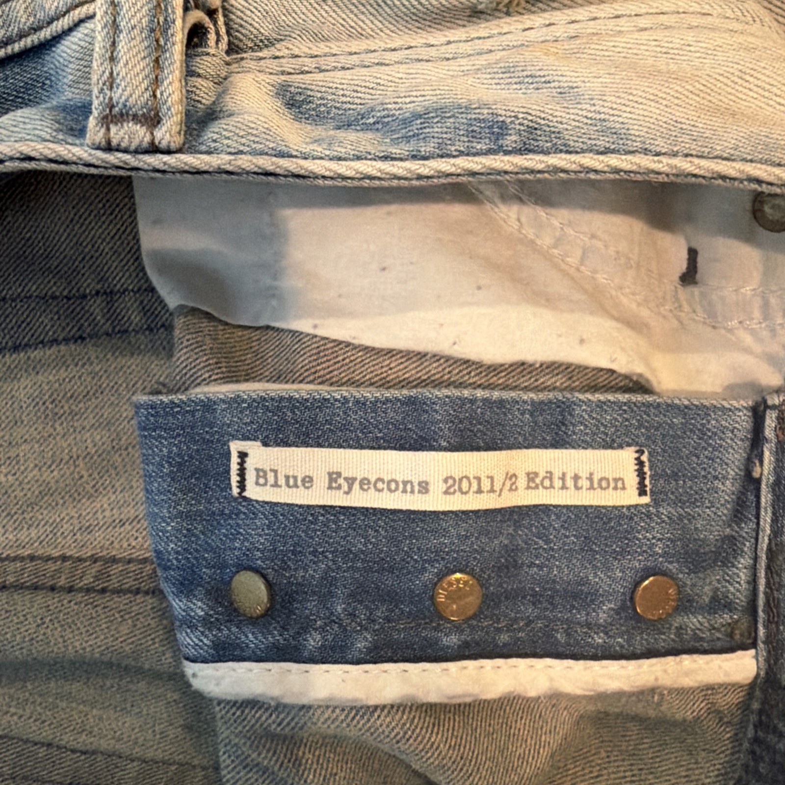 Diesel Zatiny 0882F Stretch “Blue Eyecons 2011/2 Edition” 31×32 RARE WASH.