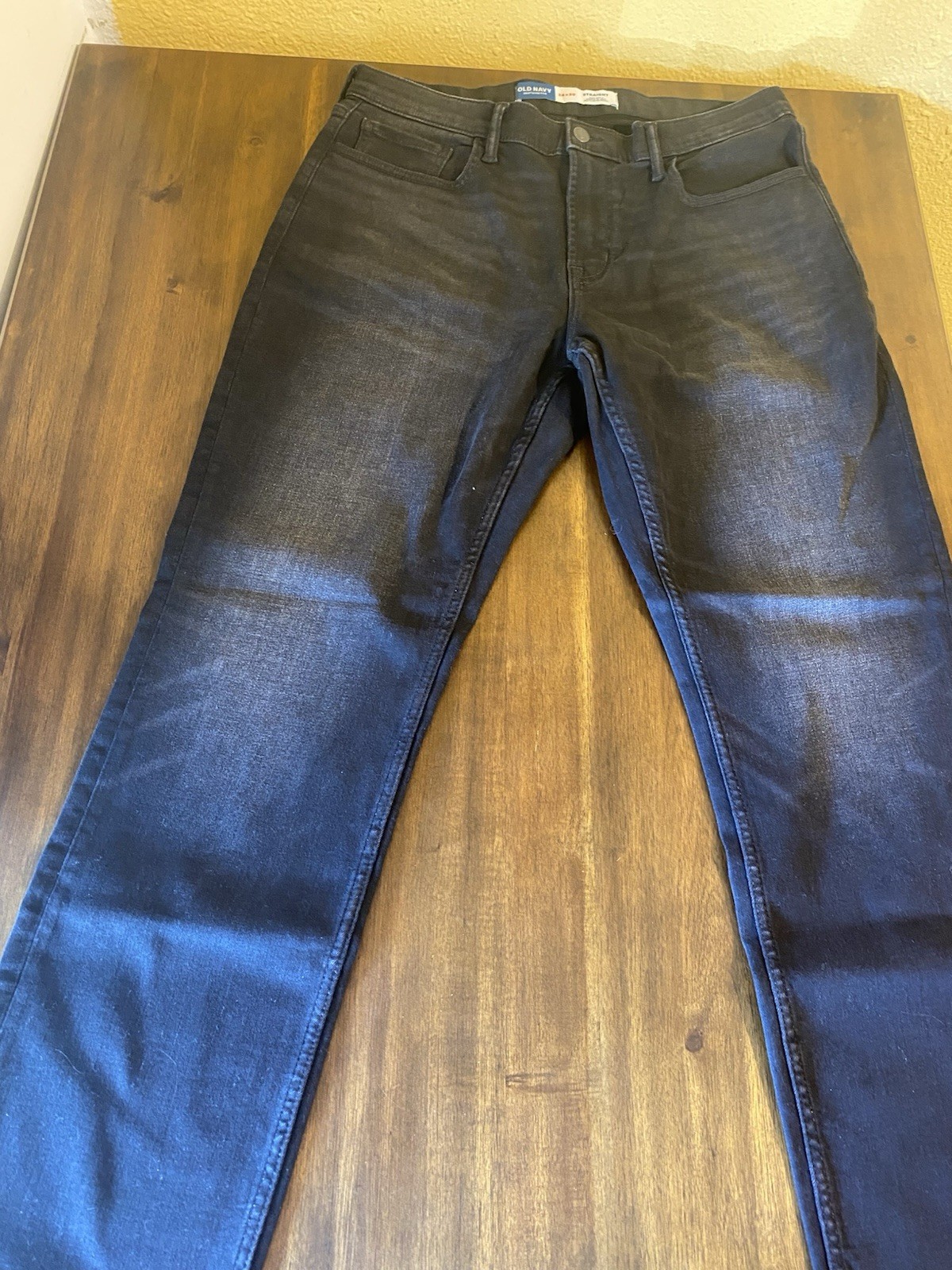 Old Navy Men’s Straight Leg Mid Rise Black Dark Wash Stretch Denim Jeans