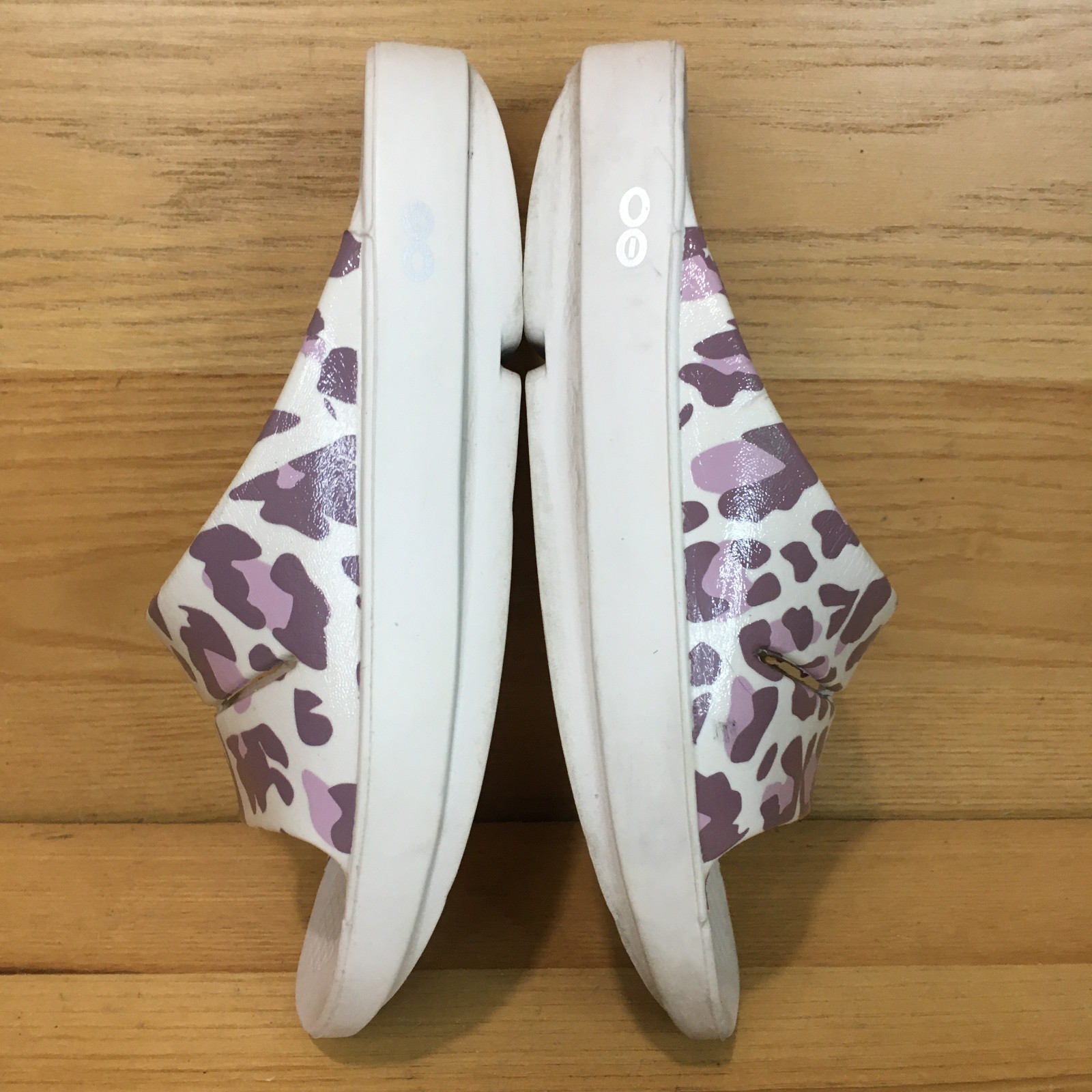 Oofos Ooahh Rose Leopard Comfort Sport Recovery Pink Slide Sandal Size W6 M4