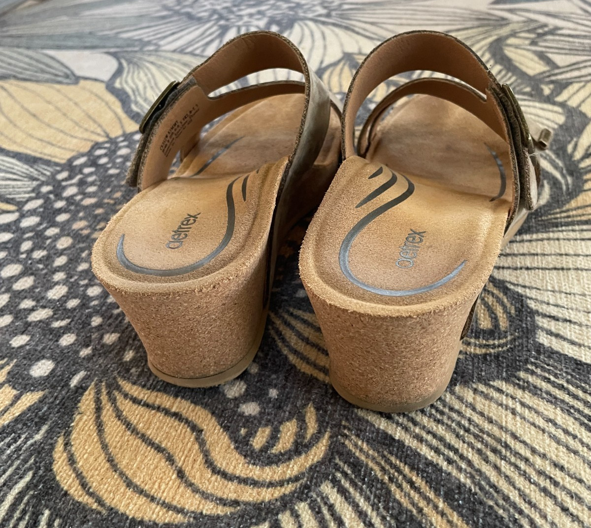 Aetrex Kimmy Women’s Sandals Size 9 9.5 Orthotic Wedge Comfort Support Heels