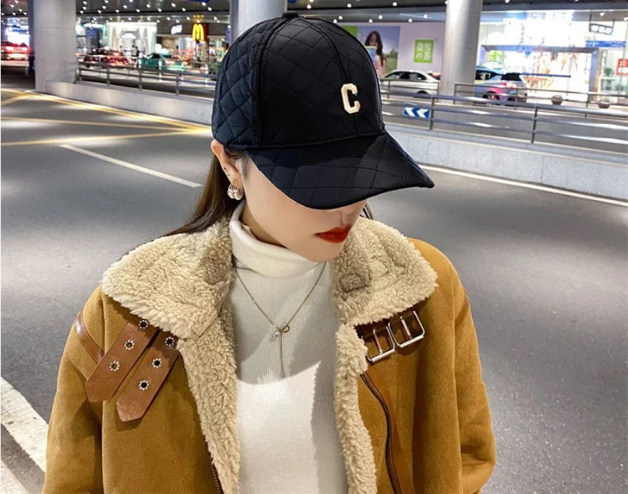 Unique design down cotton pressed grid warm baseball cap winter embroidery hat