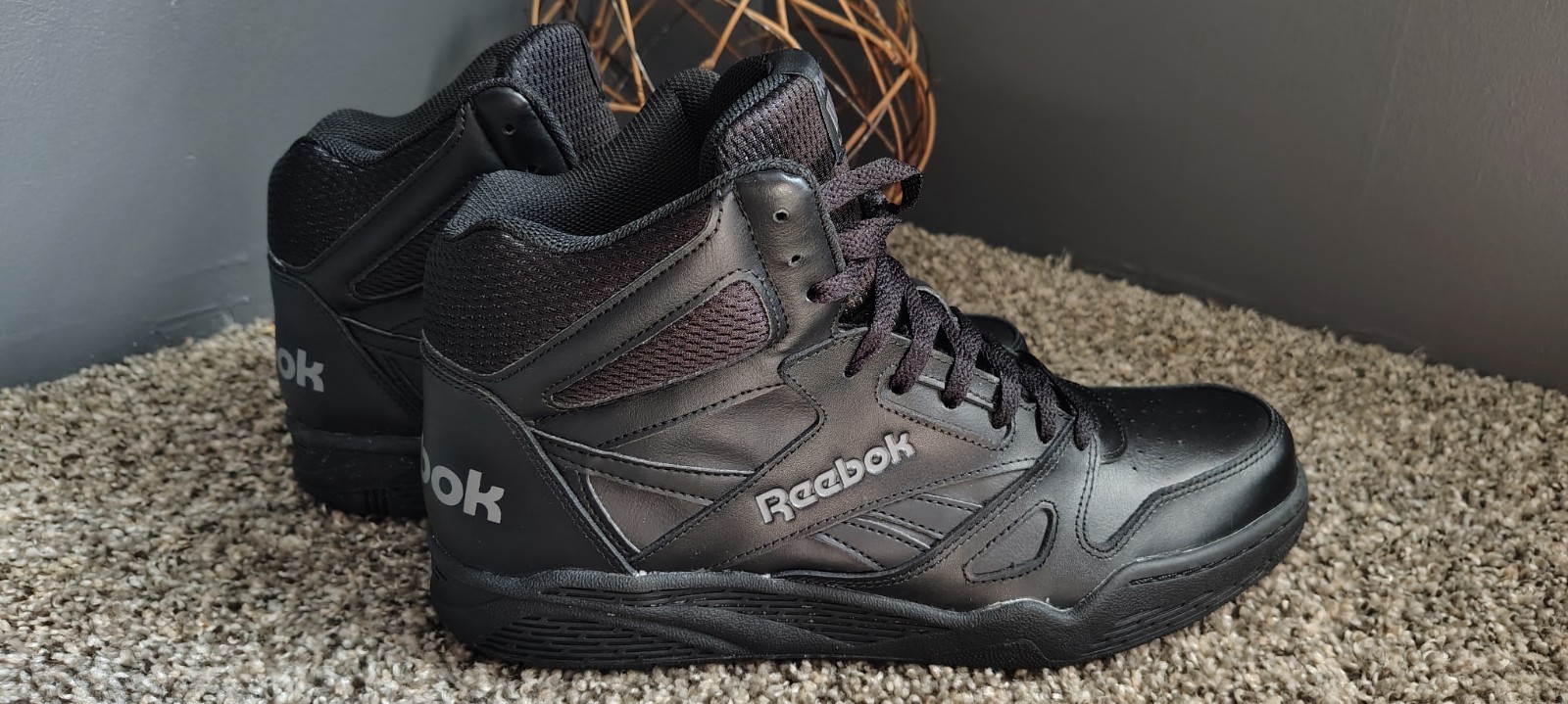 Reebok Royal Flag Mens Mid Top Basketball Sneakers All Black Leather Shoes