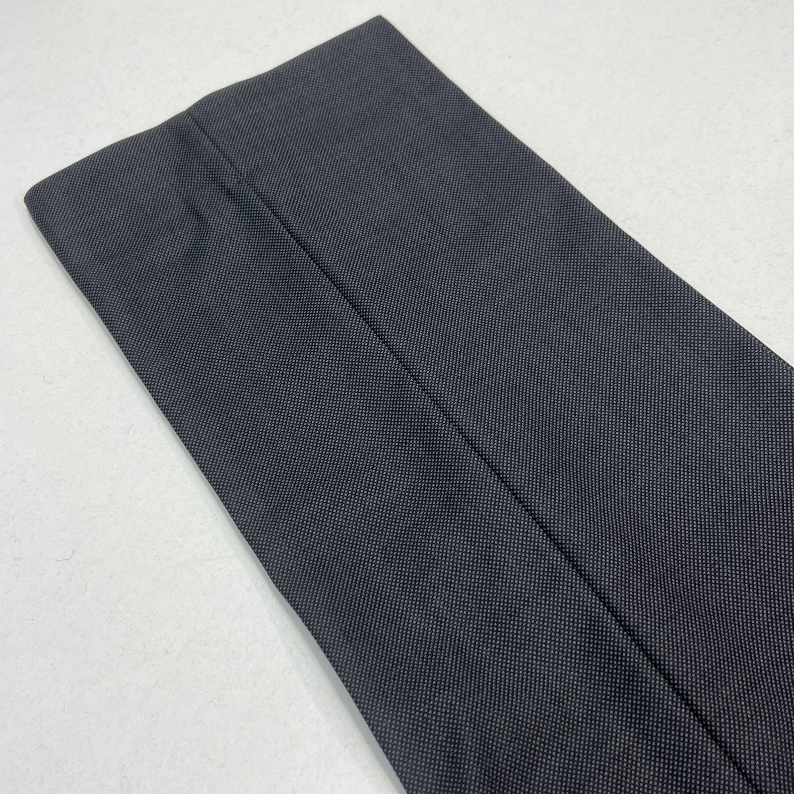 Mark Stephen London Men’s Italian Fabric Wool Suit – Slim Fit – C40L W36 L32