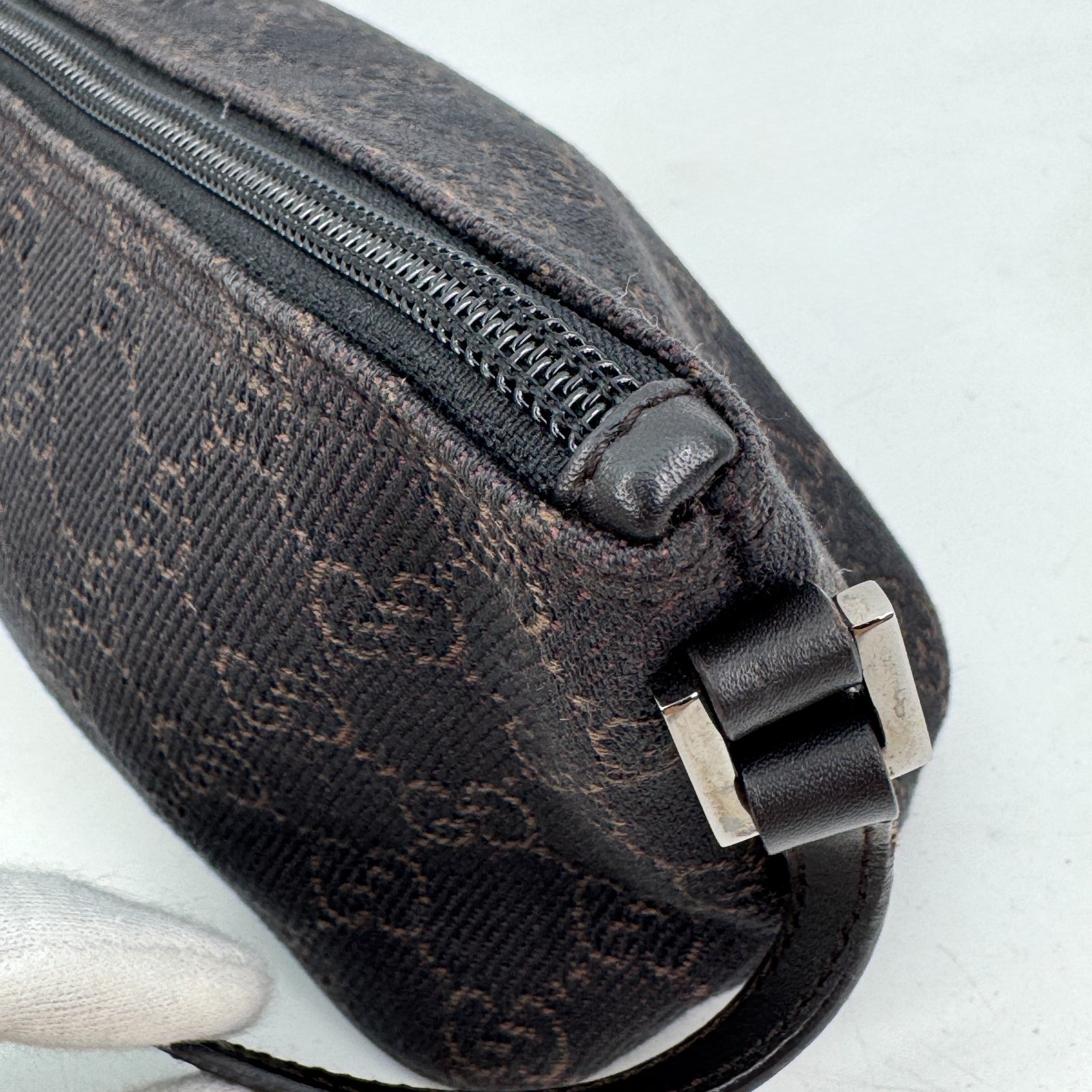 GUCCI GG Canvas Leather Accessory Pouch Mini Handbag *beautiful