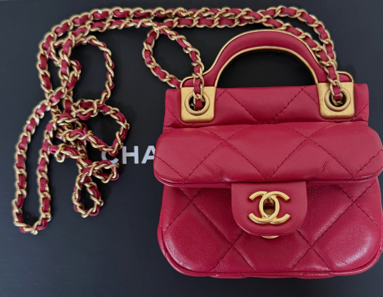 CHANEL FLAP CARD HOLDER WITH CHAIN PINK QUILTED CALFSKIN GOLD HARDWARE, 2021