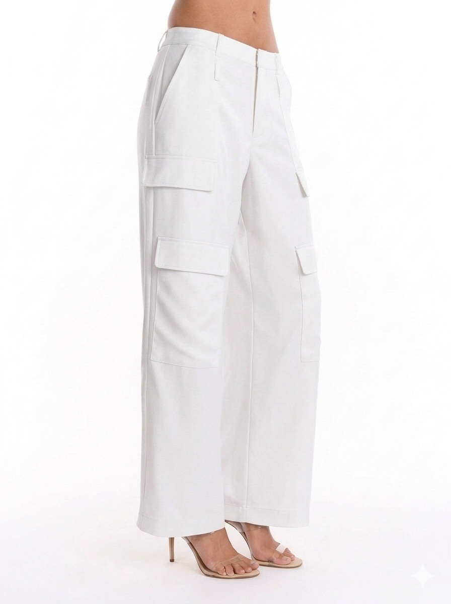 Milan Cargo Pant White and Silver Metallic, Sample, Size 4 THE NOLI SHOP