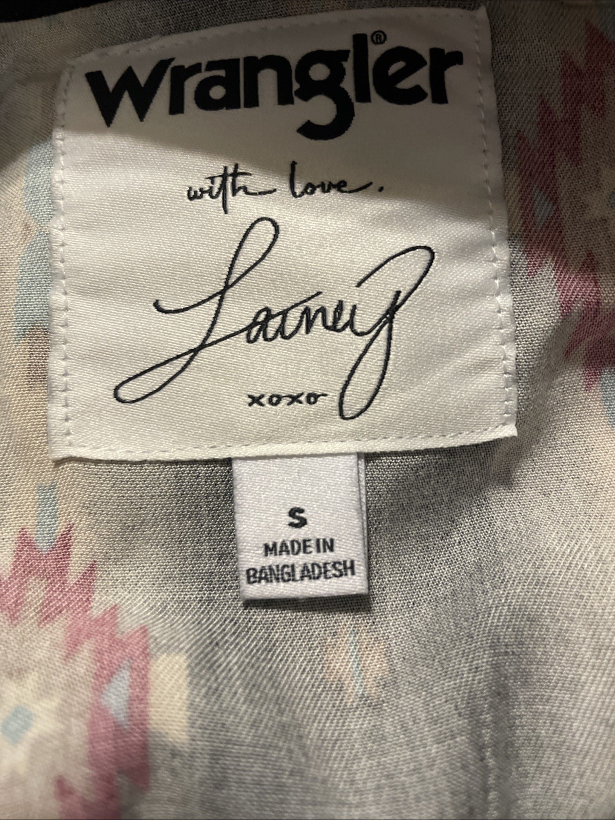 Wrangler Lainey Wilson Black Southwestern Pearl Snap Shirt S NWT