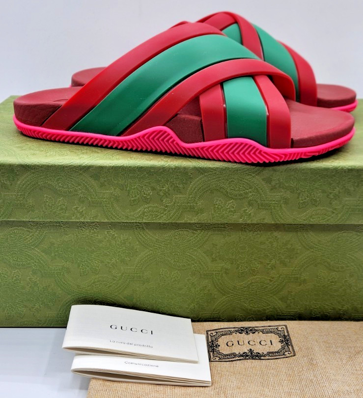 Gucci Women’s Rubber Web Striped Slides Sandals EU37 US7