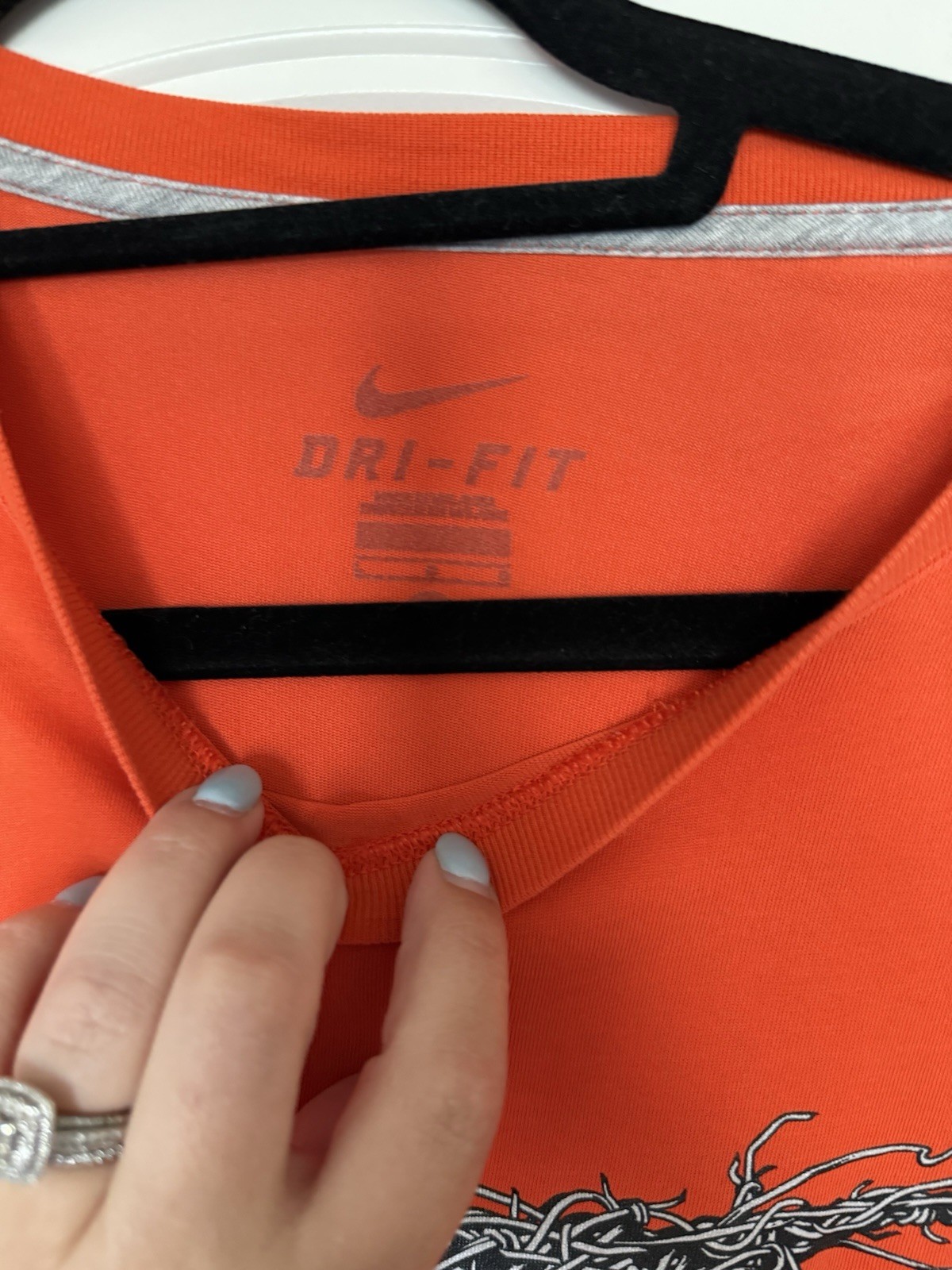 Nike Dri-FIT Orange Graphic Logo Short Sleeve Crew Neck Polyester Men’s L