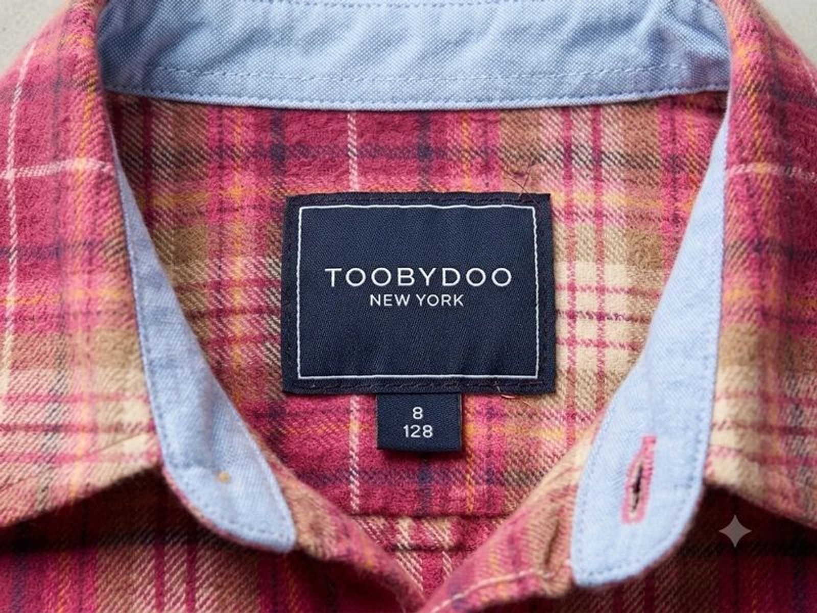 Premium Plaid Button-Down Shirt – Soft Flannel-Feel Texture