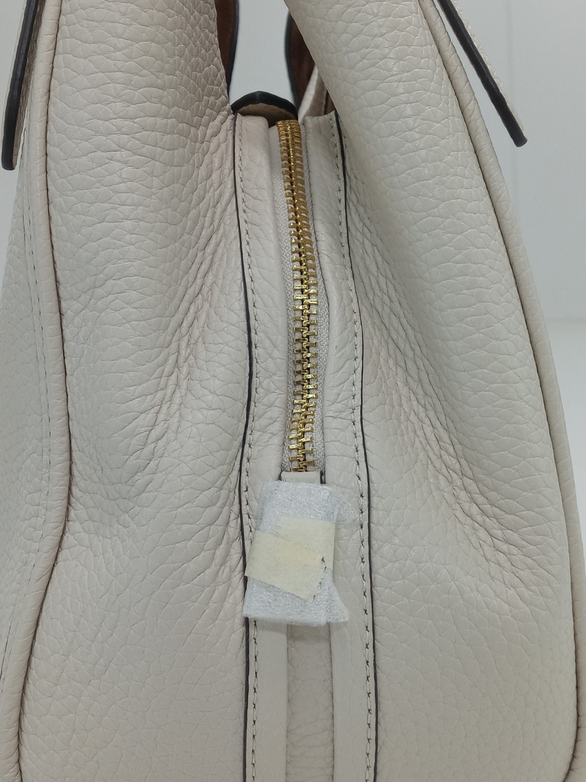 Coach Lori Shoulder Bag Purse Ivory Chalk Pebbled Leather Bag No Dust Bag