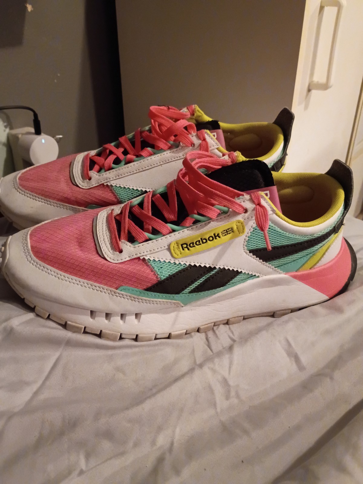 Reebok Classic low top lace up athletic sneakers white pink green black