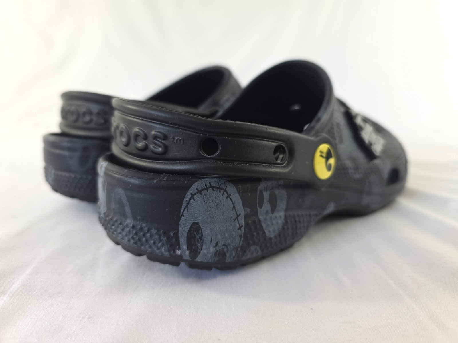 Crocs Disney’s Nightmare Before Christmas Jack Skellington Glow in the Dark W6M4