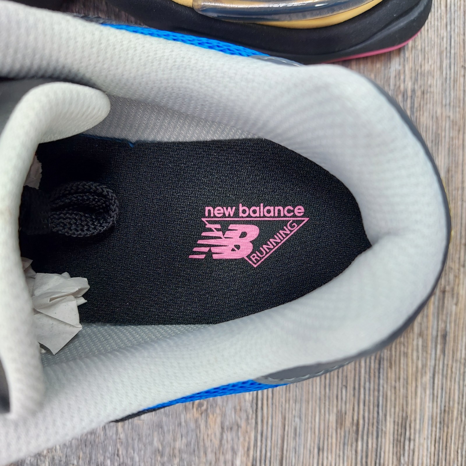 New Balance 9060 Blue Oasis Real Pink Black Shoes U9060BPO Men Size 11.5 Sneaker