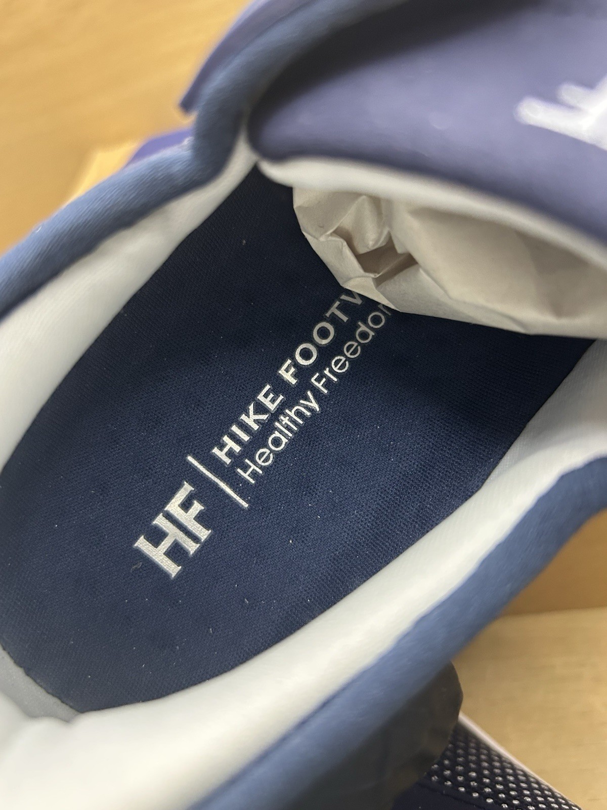 NWT Hike Footwear HF Stride Navy Barefoot Sneaker Unisex EU42 W11-11.5 M9-9.5