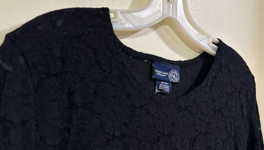 Venezia Pullover 3/4-Slv 18/20 Sheer Black Lace Roses STRETCH EUC Nylon/Span