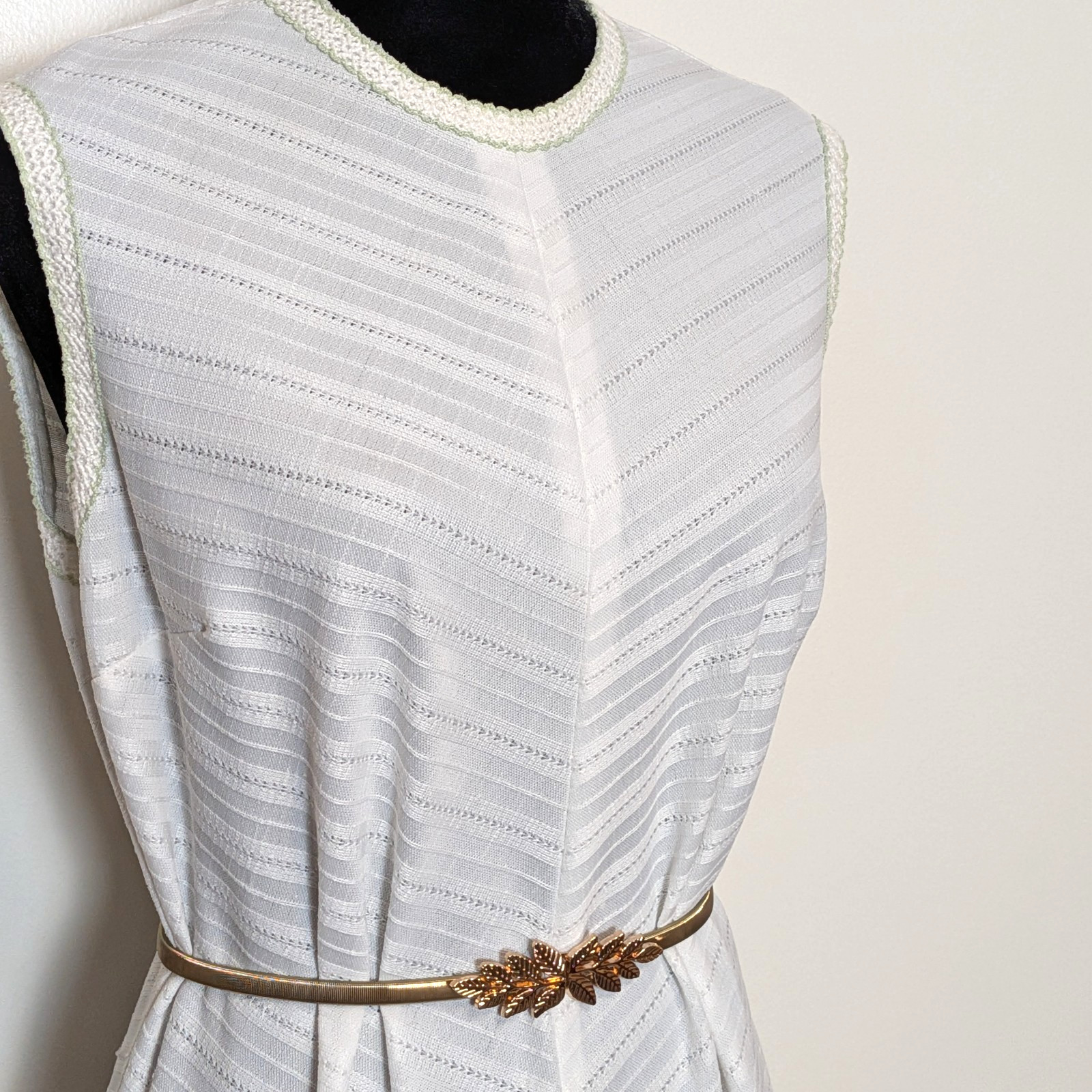 1960s White Chevron Knit Mod Sporty Sheath Tennis Tank Dress Vtg sz 18 Volup