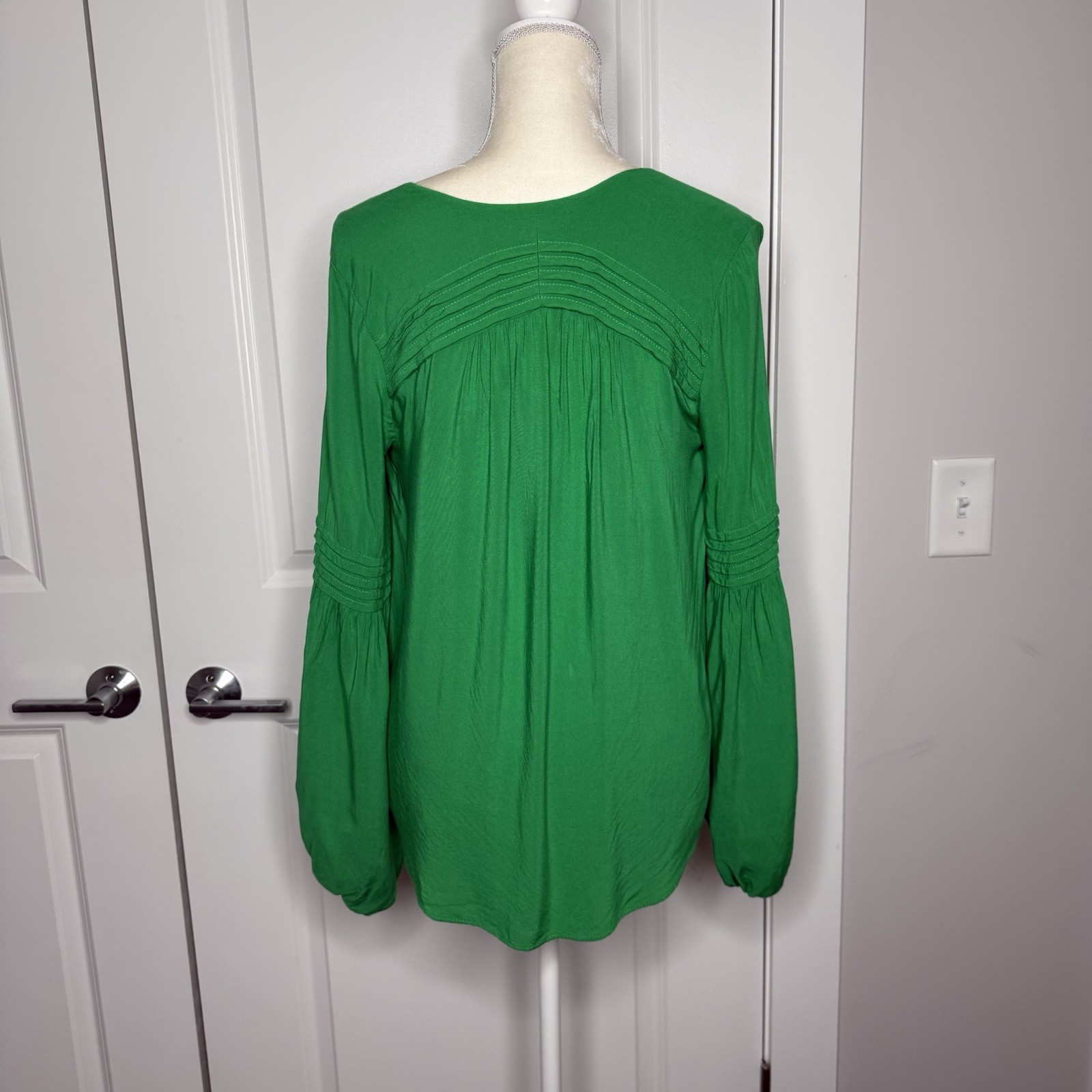 Anthropologie Maeve Ceresco Peasant Balloon Sleeve Top green size small