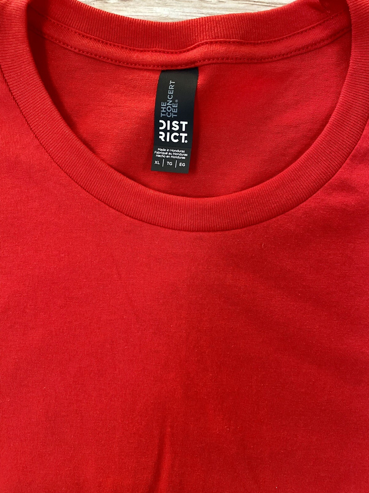 District The Concert Tee Blank Red Crew Neck Short Sleeve T-Shirt Men’s Size XL