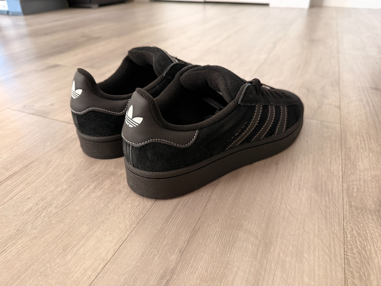 New Adidas Campus 00s Men’s Shoes – US Size 9 – Black IF8768