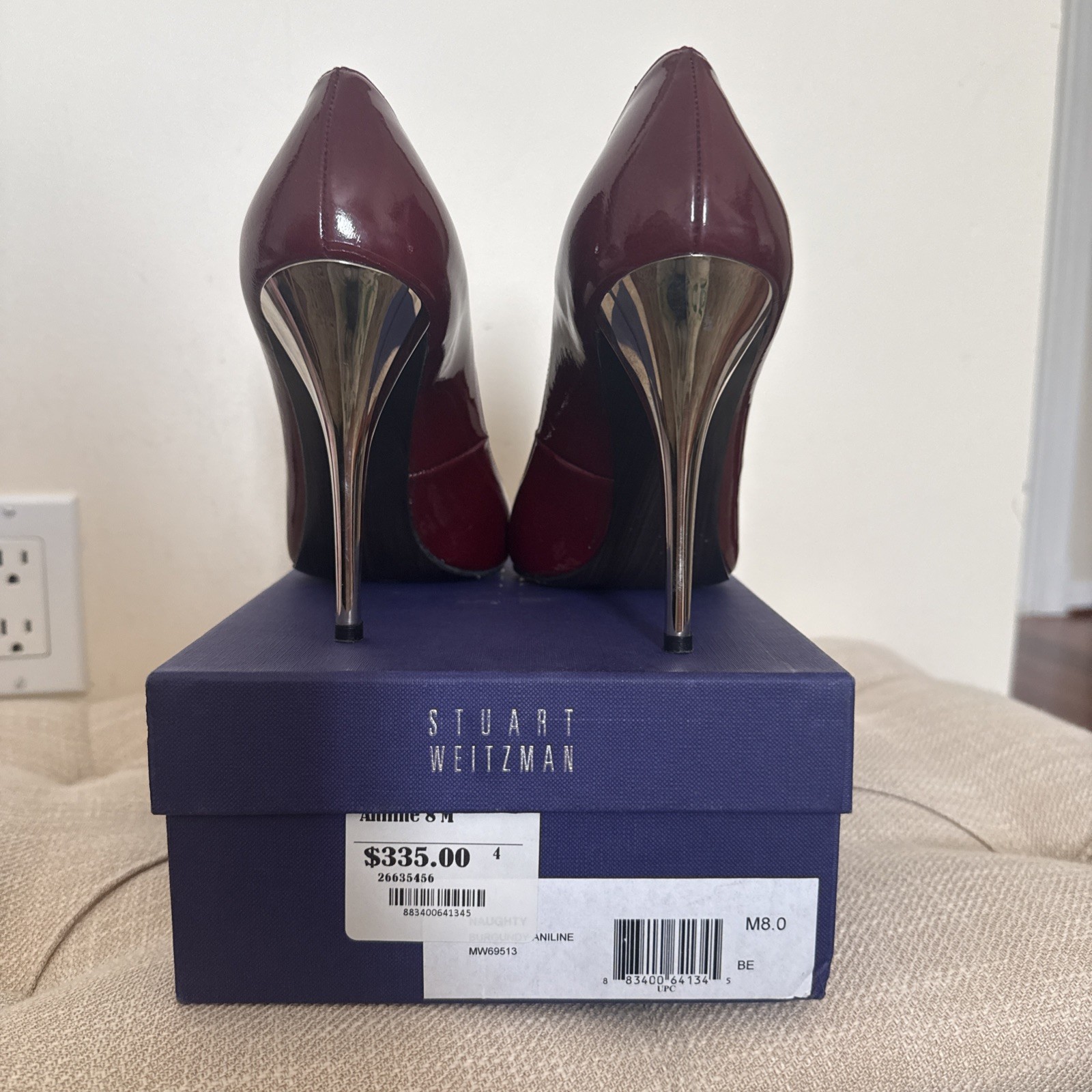 STUART WEITZMAN NAUGHTY BURGANDY ANILINE #8us $335