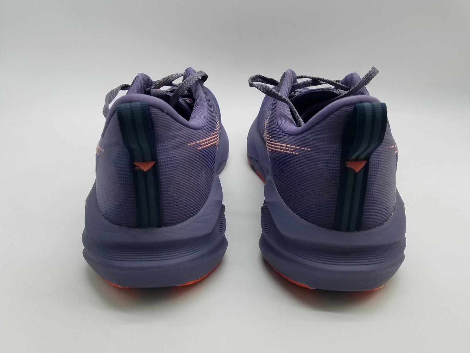 Asics Novoblast 5 Men’s Size 12 Running Shoes Greyish Purple Coral Reef