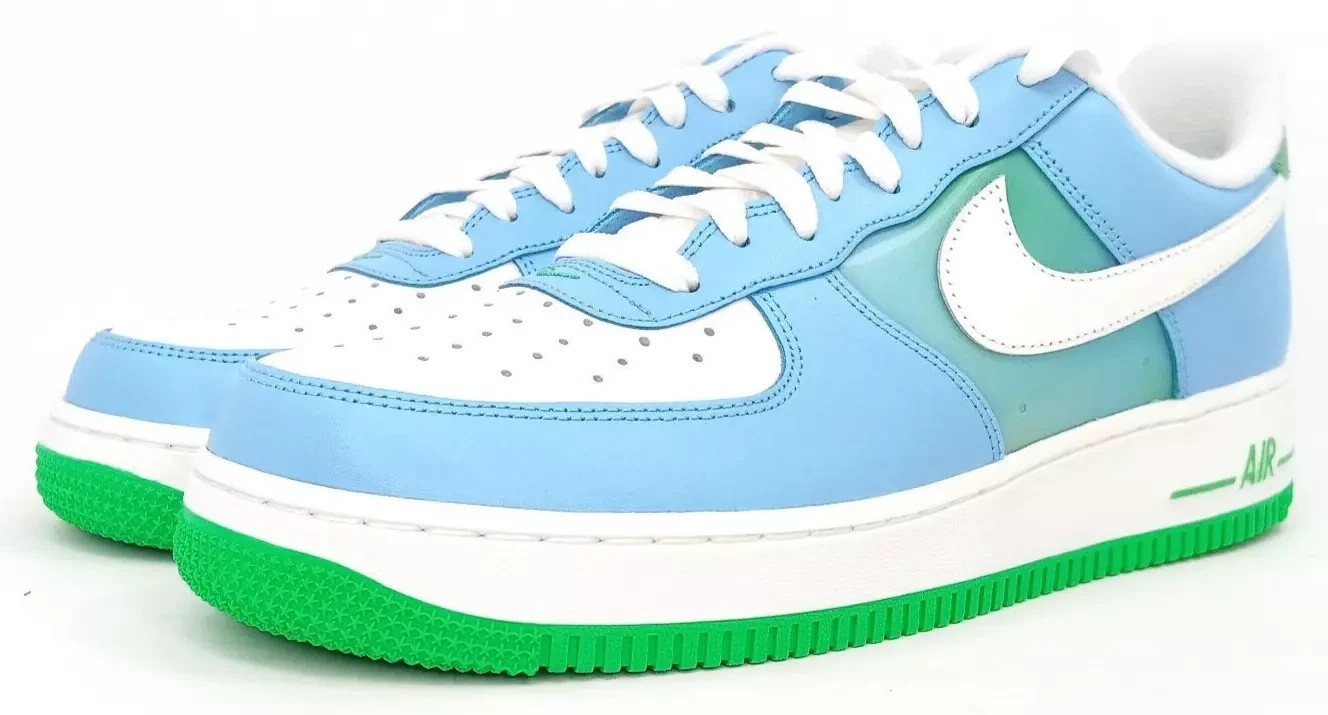 “NEW” Nike Men’s Air Force 1 ’07 Sneakers Size 11 US