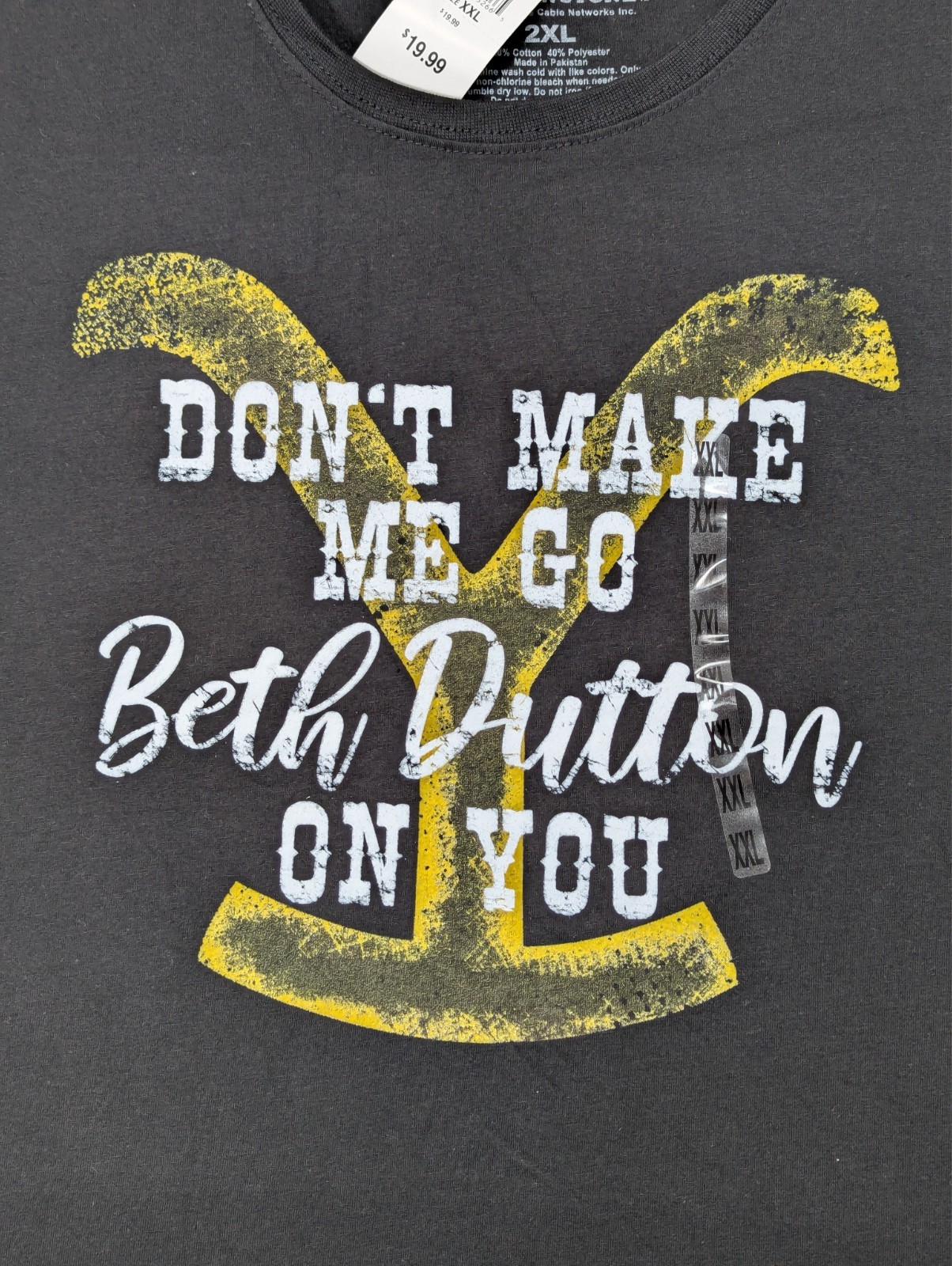 Yellowstone – Dutton Ranch – Women’s – Black Fitted T-shirt – Size XXL