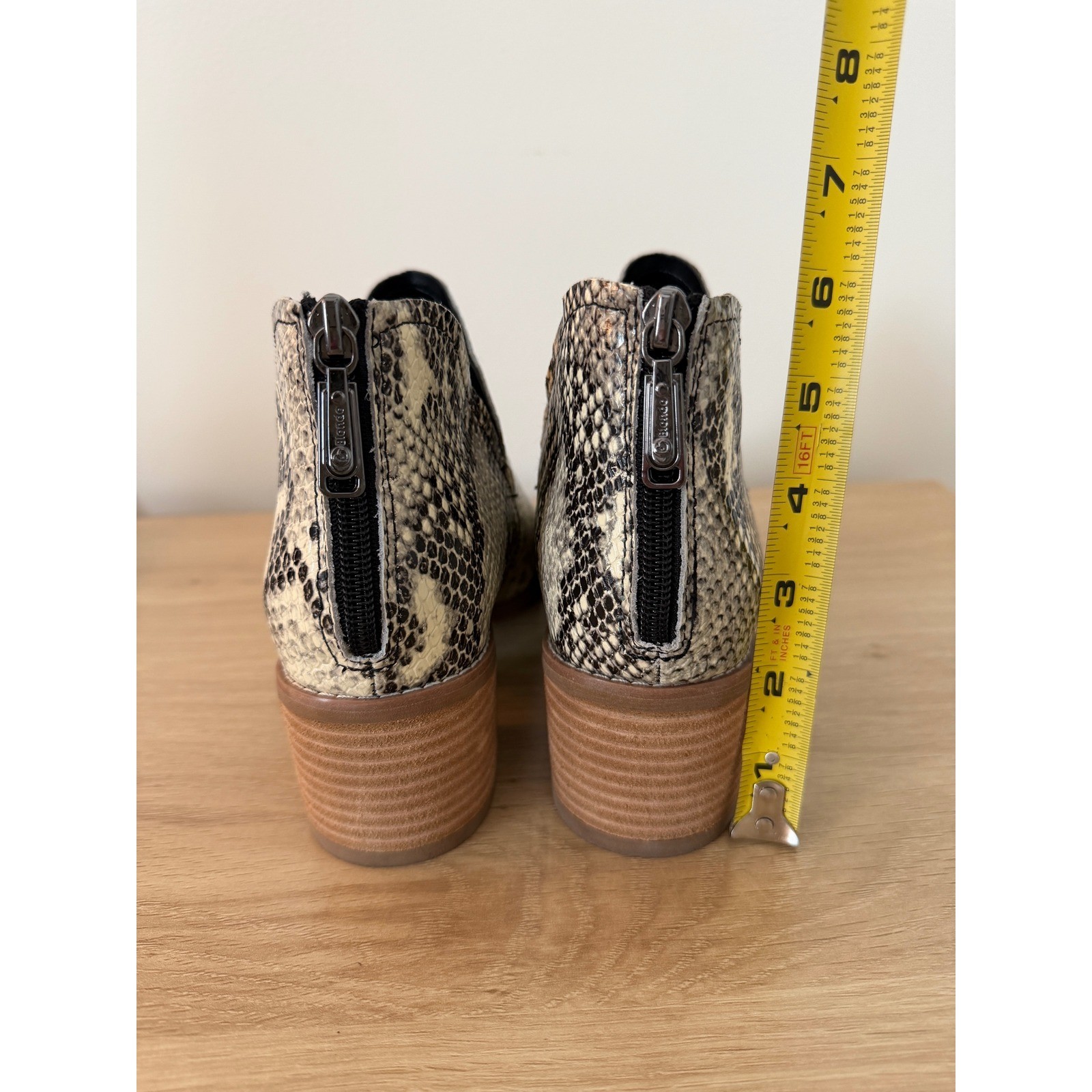 Blondo 7.5 Esmee Waterproof Snakeskin Print Ankle Boots Grey Cowgirl Boho