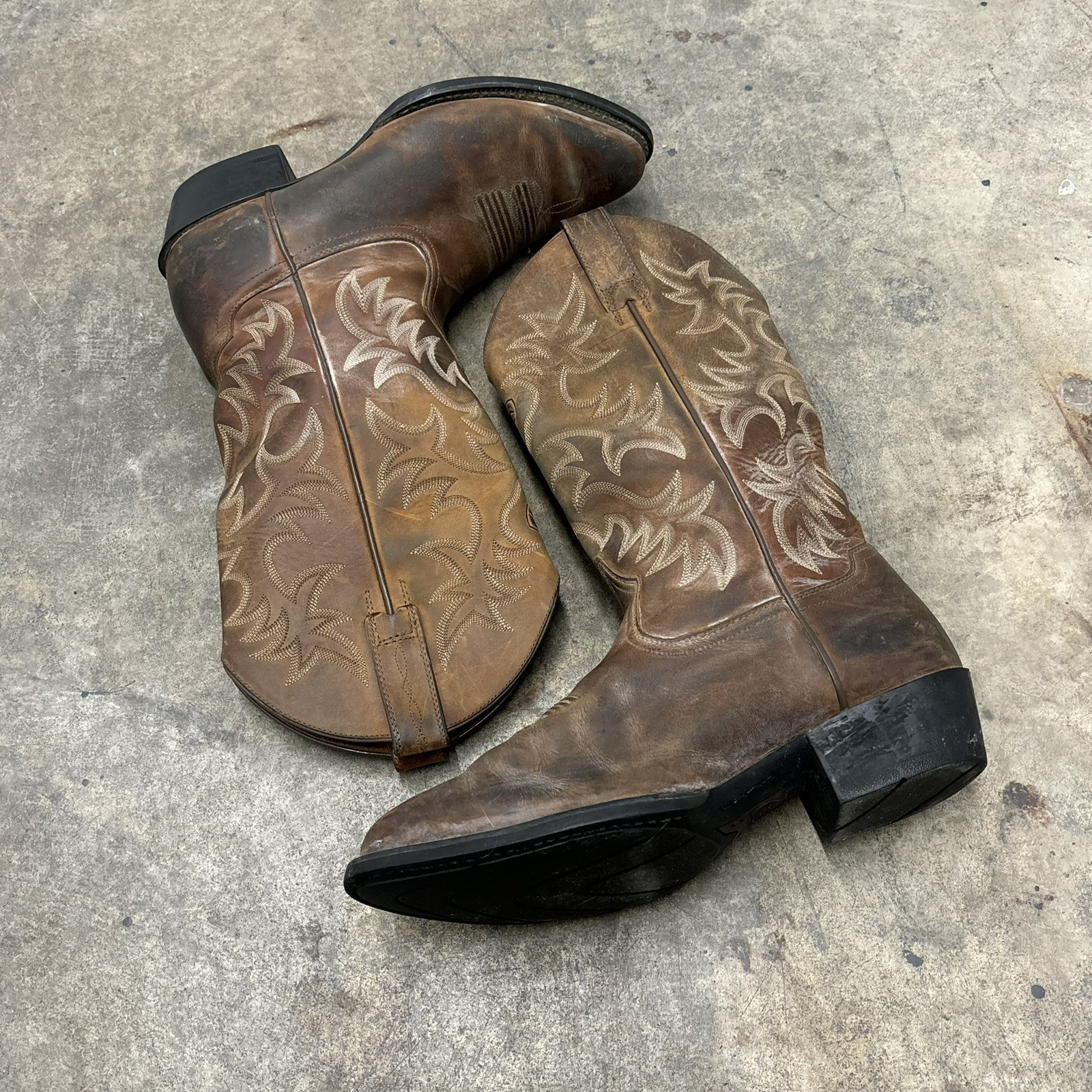 Ariat Heritage Style #34725 Brown Leather Western Cowboy Boots Mens Size 9EE