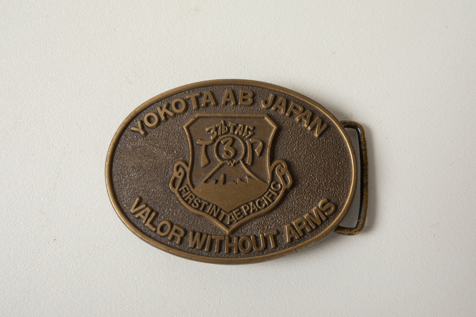 Yokota AB Japan Brass Belt Buckle (B4D) 37BTag Valor Without Arms 1st in Pacific