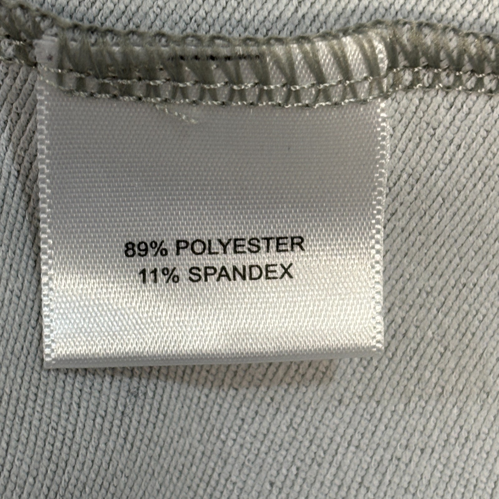Peter Millar Men 1/4 Zip Pullover Golf Top Size Large Skull Prints C103 -16