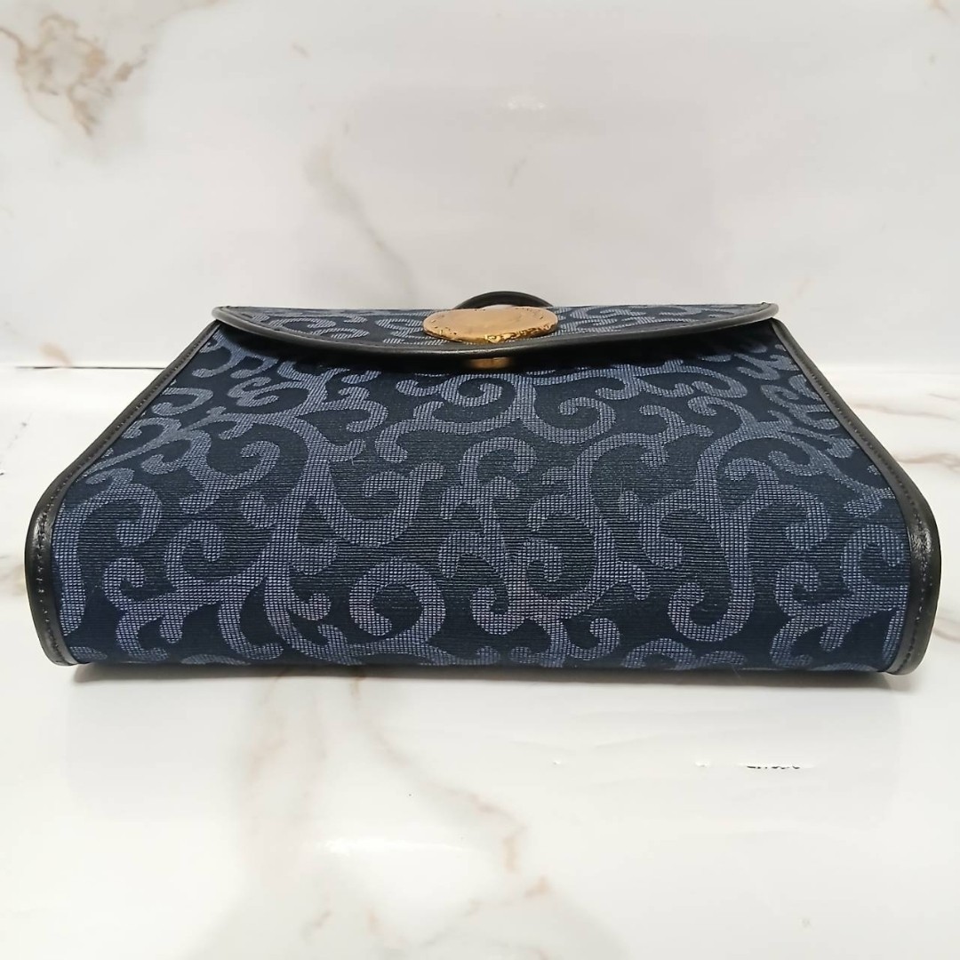 Yves Saint Laurent Shoulder Bag Navy Heart fittings Arabesque W:9.1 × H:7.9 in.
