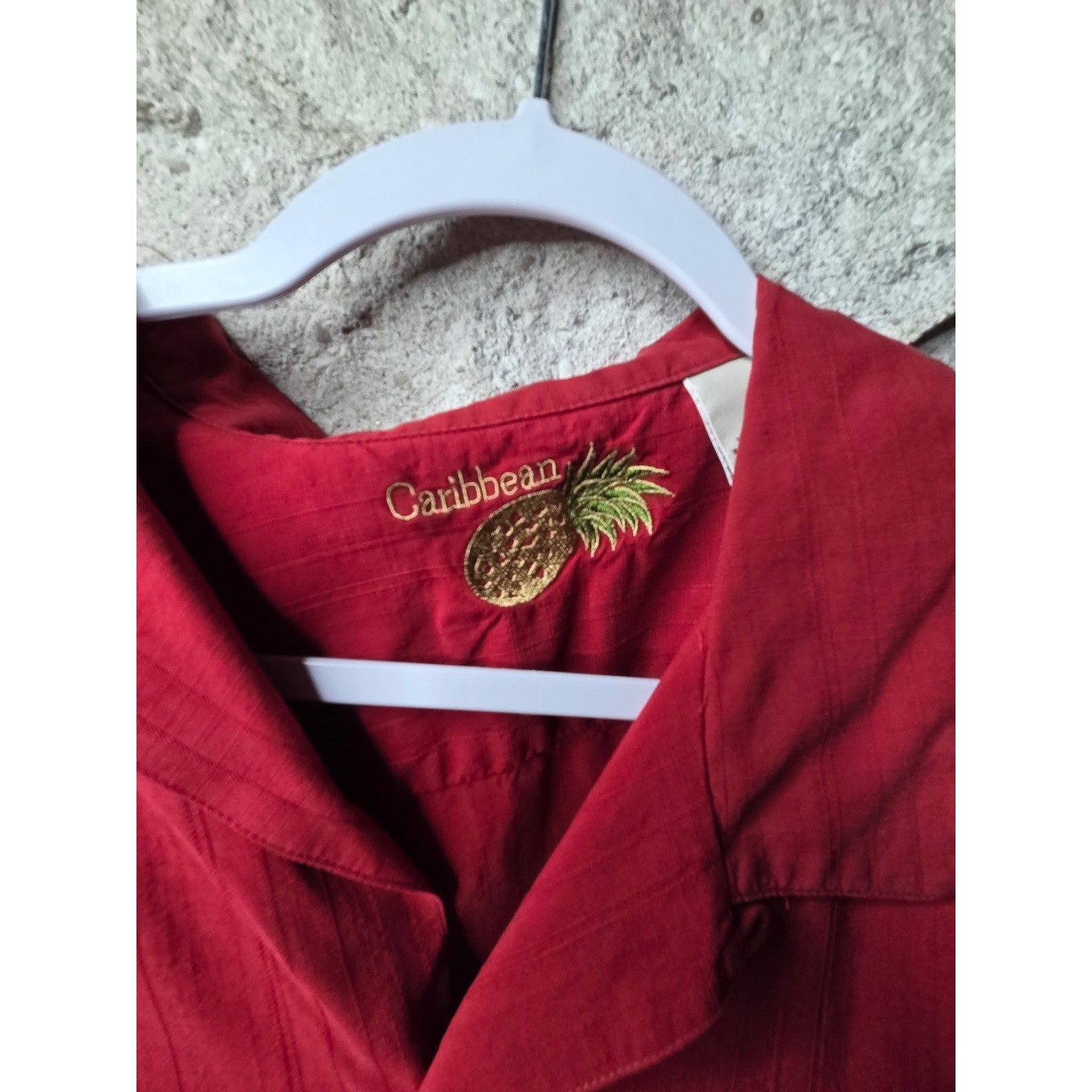 Caribbean Mens Red 100% Silk Short Sleeve Button Down Camp Shirt Pineapple Large