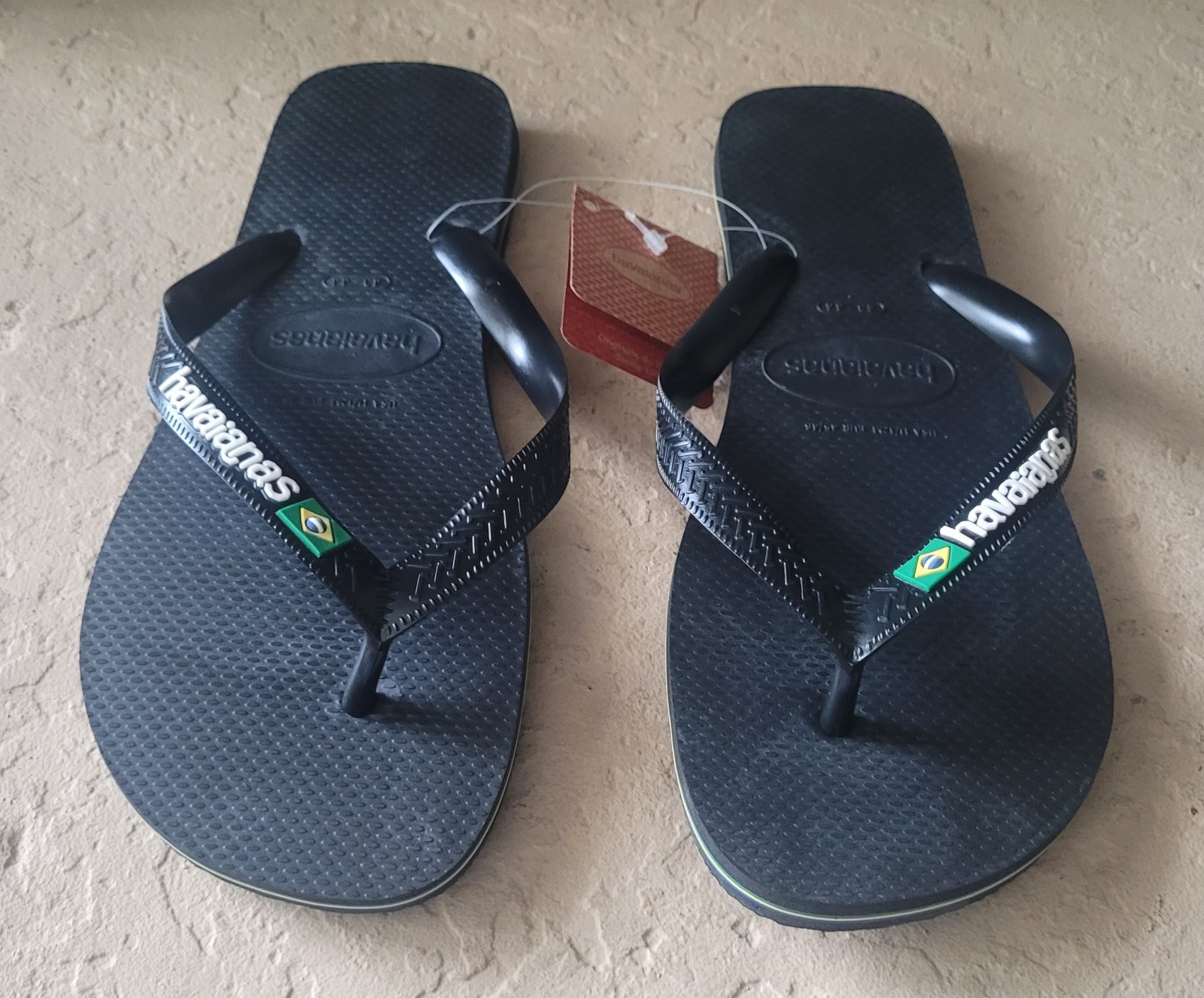 Size 43/44 (10/11) Havaianas Brazil Flag Black Logo Men Sandals