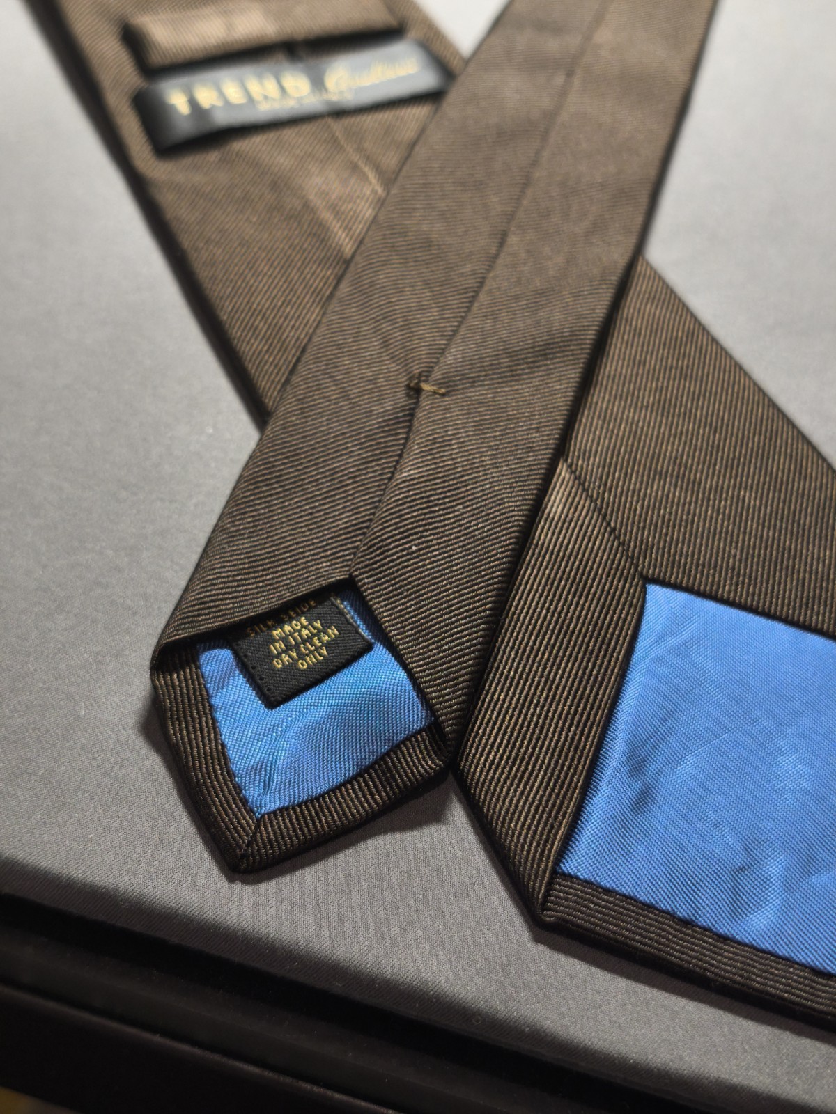 Corneliani Trend – Brown Solid Color Silk Tie Made in Italy