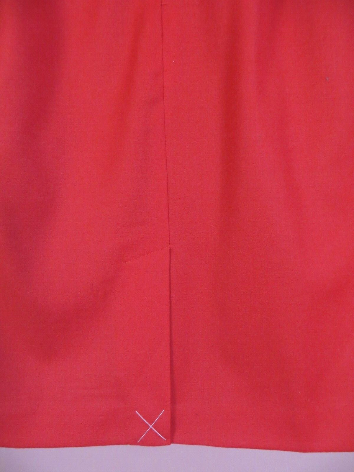 SK18844- NWT TALBOTS Womens 99% Wool Flannel Straight Pencil Skirt Deep Red 14