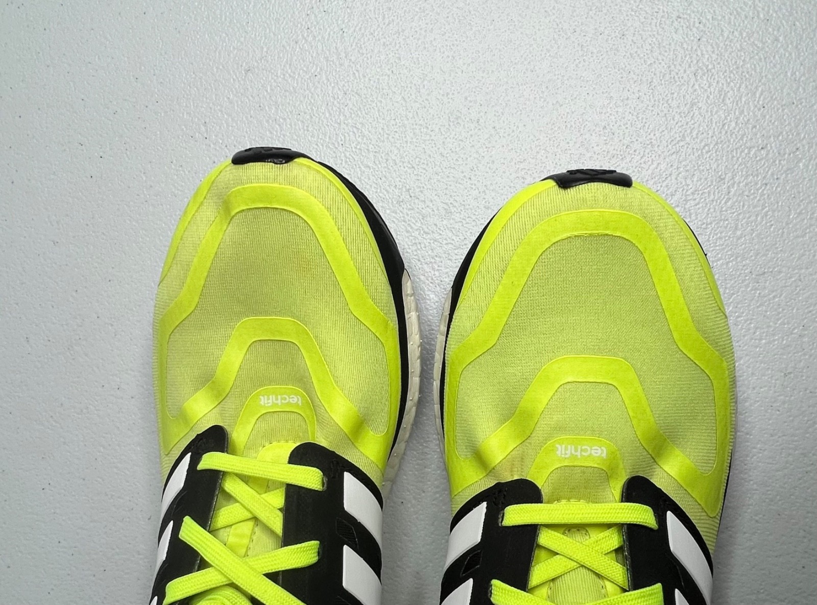 Adidas Energy Boost Running Shoes Sneakers Mens 8.5 Electric Yellow Volt Q34010