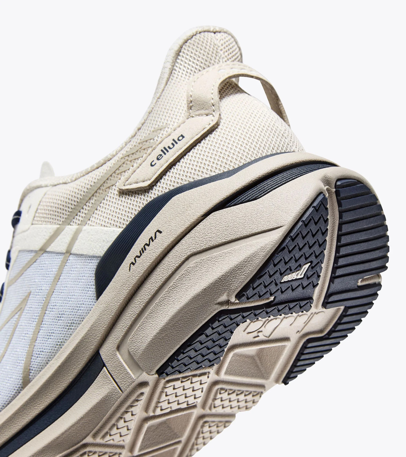 Men’s Diadora Cellula, Wht/Whisper Wht/Chateau Gry, 10 D Medium US